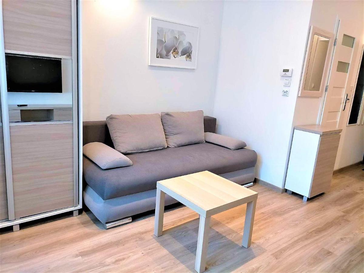 Zyblikiewicza Friendly Apartment 2 Krasków Dış mekan fotoğraf